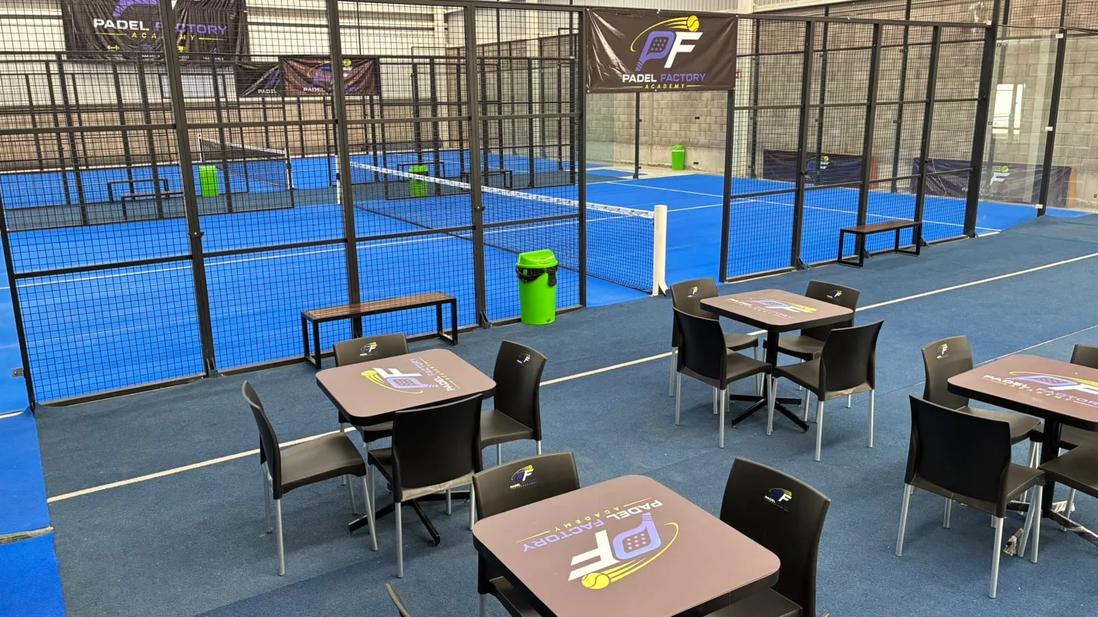 Foto 2 de Padel Factory Academy